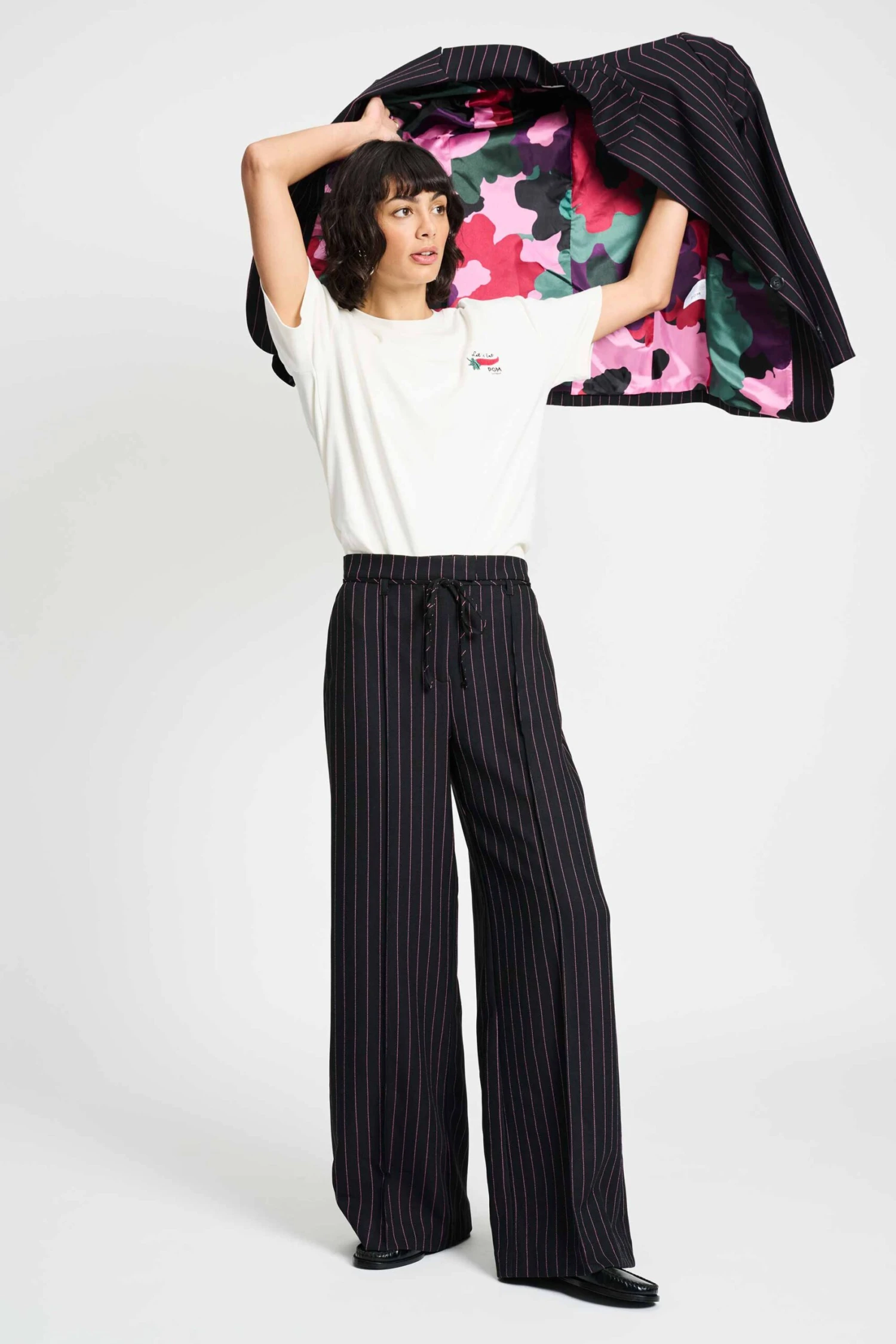 BLAZER - Noir Striped 9 BLAZER - Noir Striped - Image 7