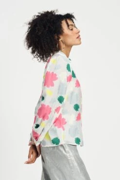 BLOUSE - Bouquet Multi 10 BLOUSE - Bouquet Multi -Pom Amsterdam pom amsterdam blouses blouse bouquet multi 1141179320