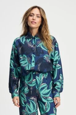 BLOUSE - Delicacy Green 10 BLOUSE - Delicacy Green -Pom Amsterdam pom amsterdam blouses blouse delicacy green 1140753737