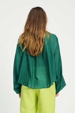 BLOUSE - Lena Meadow Green 11 BLOUSE - Lena Meadow Green -Pom Amsterdam pom amsterdam blouses blouse lena meadow green 1141179293