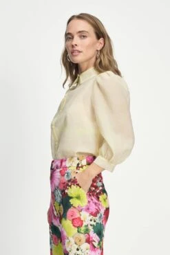 BLOUSE - Lime Dots 11 BLOUSE - Lime Dots -Pom Amsterdam pom amsterdam blouses blouse lime dots 1131705532