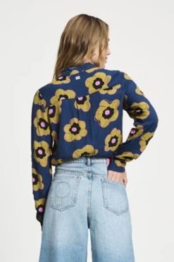 BLOUSE - Mila Fleurs Parfaites 12 BLOUSE - Mila Fleurs Parfaites -Pom Amsterdam pom amsterdam blouses blouse mila fleurs parfaites 1182577036