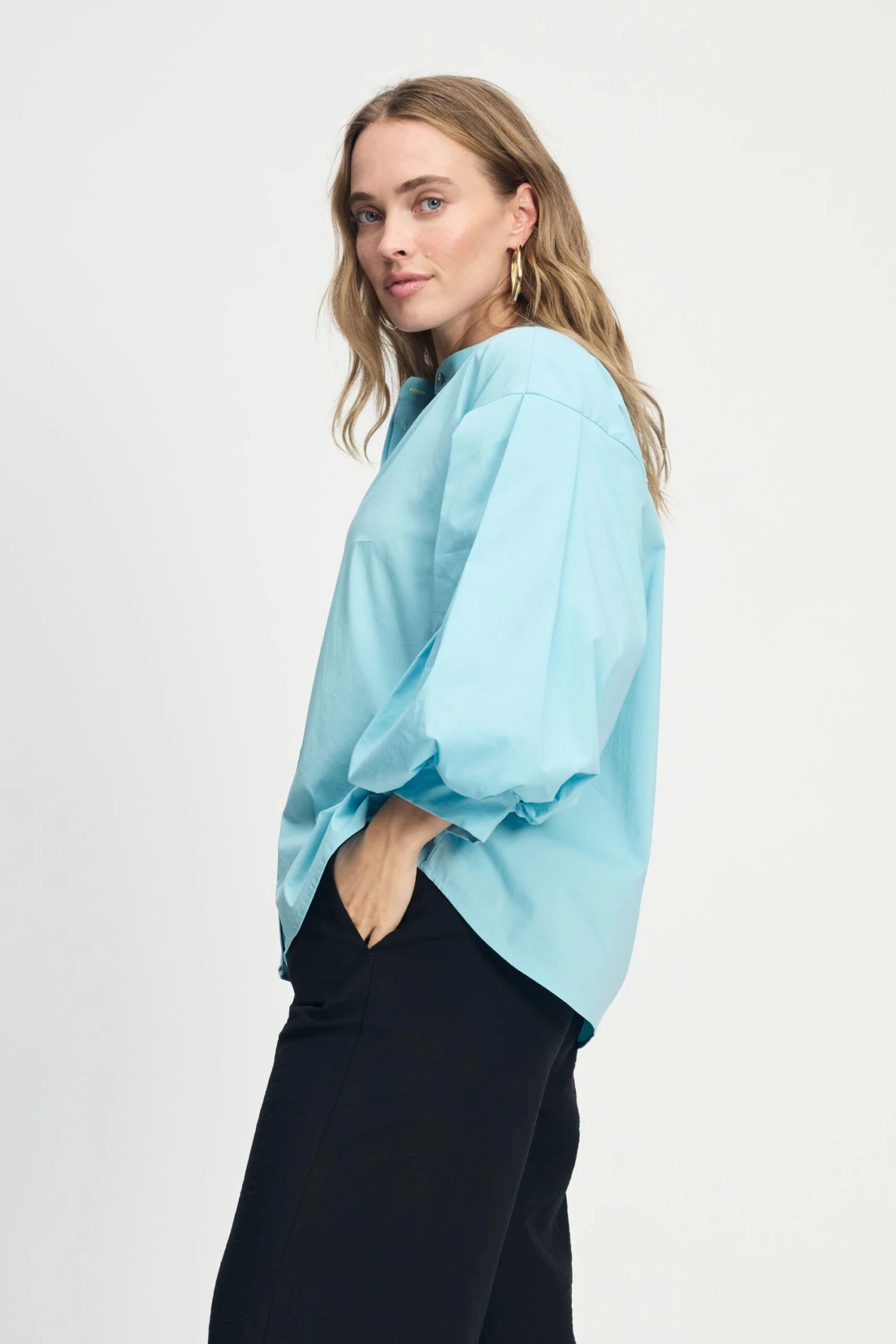 BLOUSE - Poplin Sky Blue 6 BLOUSE - Poplin Sky Blue - Image 4