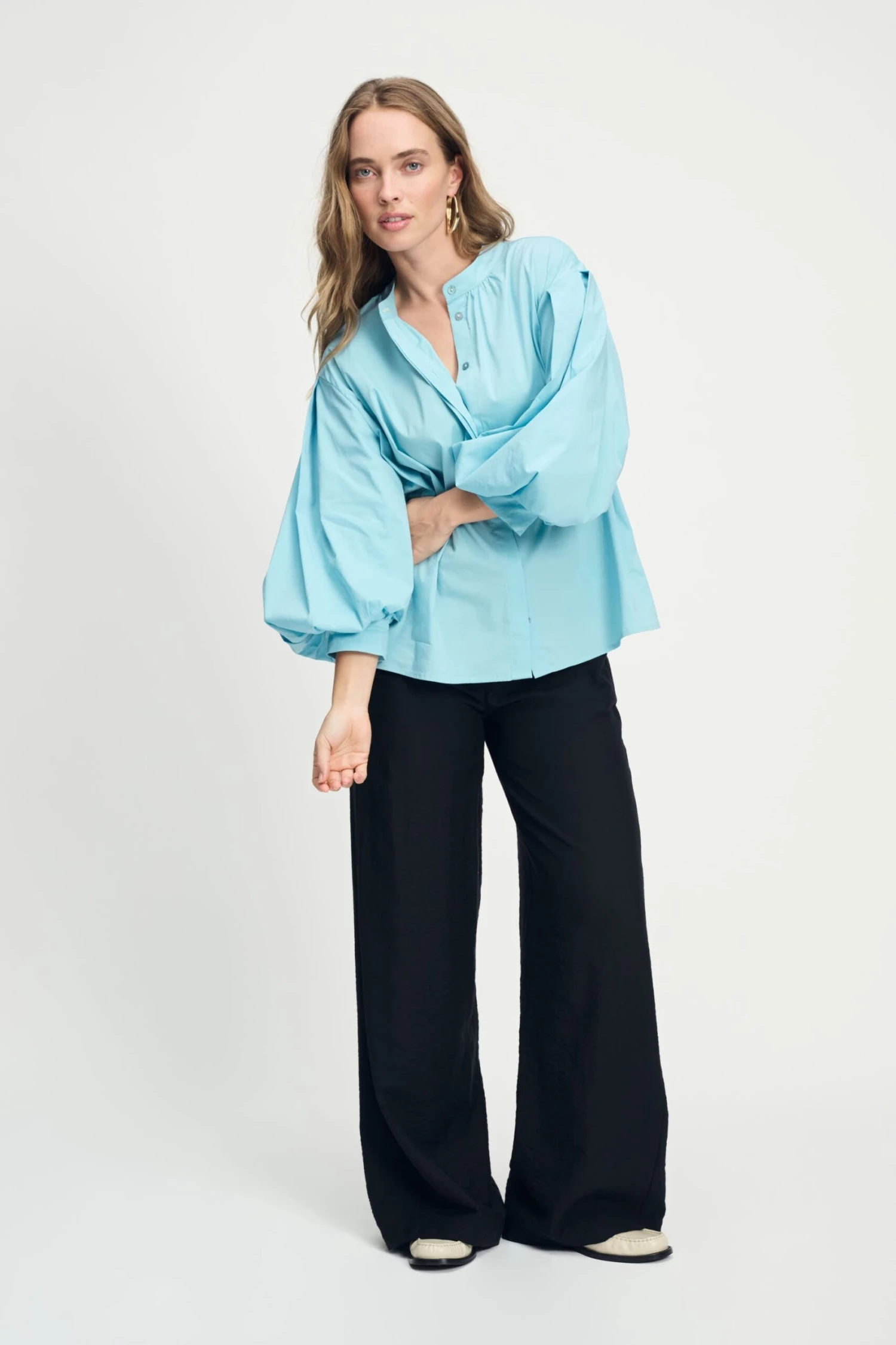 BLOUSE - Poplin Sky Blue 5 BLOUSE - Poplin Sky Blue - Image 3