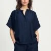 BLOUSE - Deep Dark Blue 1 BLOUSE - Deep Dark Blue -Pom Amsterdam pom amsterdam blouses blue 34 blouse deep dark blue 1144823142