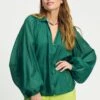 BLOUSE - Lena Meadow Green 1 BLOUSE - Lena Meadow Green -Pom Amsterdam pom amsterdam blouses green 34 blouse lena meadow green 1141179296