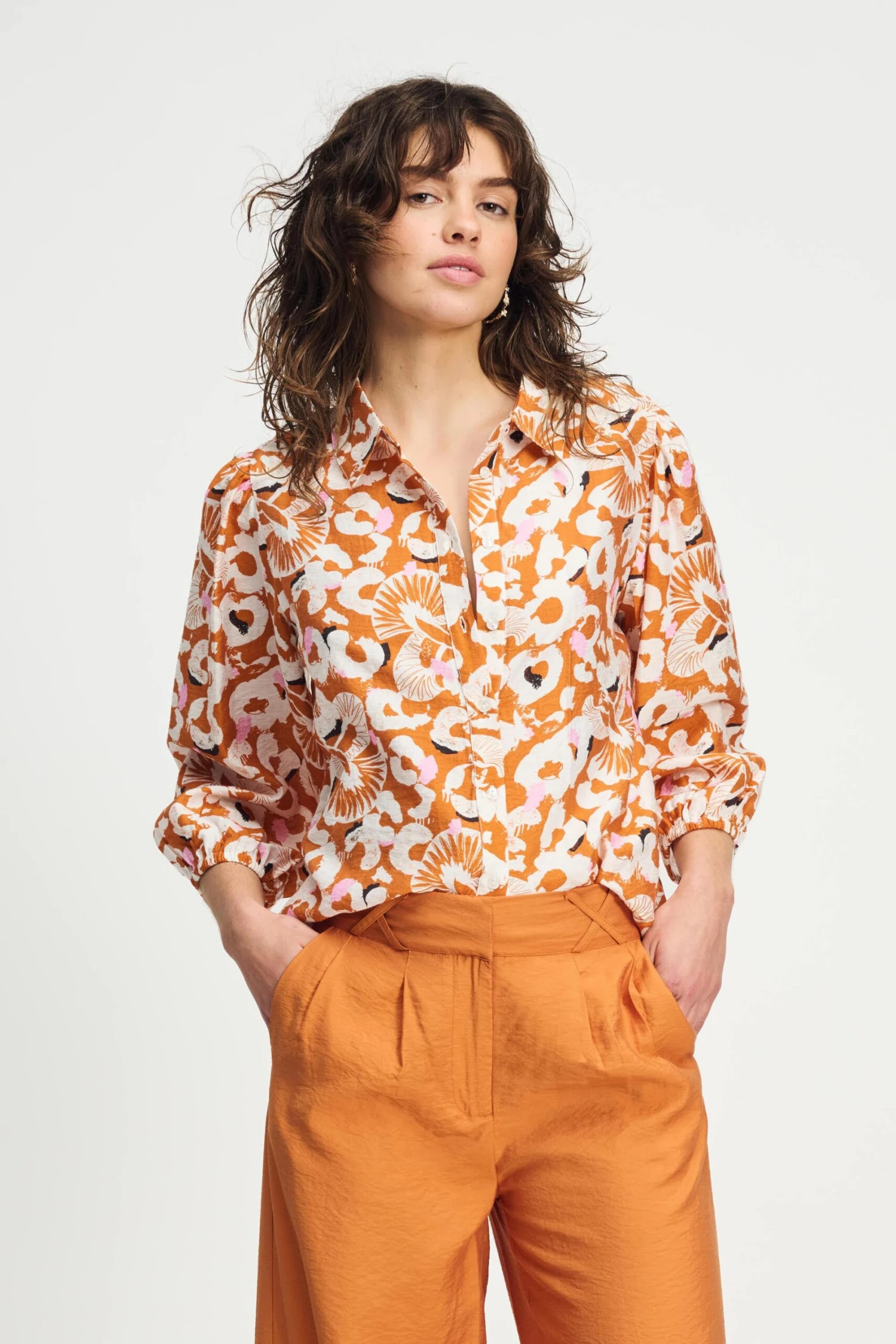 BLOUSE - Adventure 3 BLOUSE - Adventure