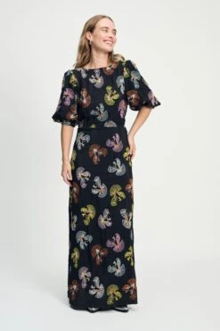 DRESS - Embroidery Sky Black