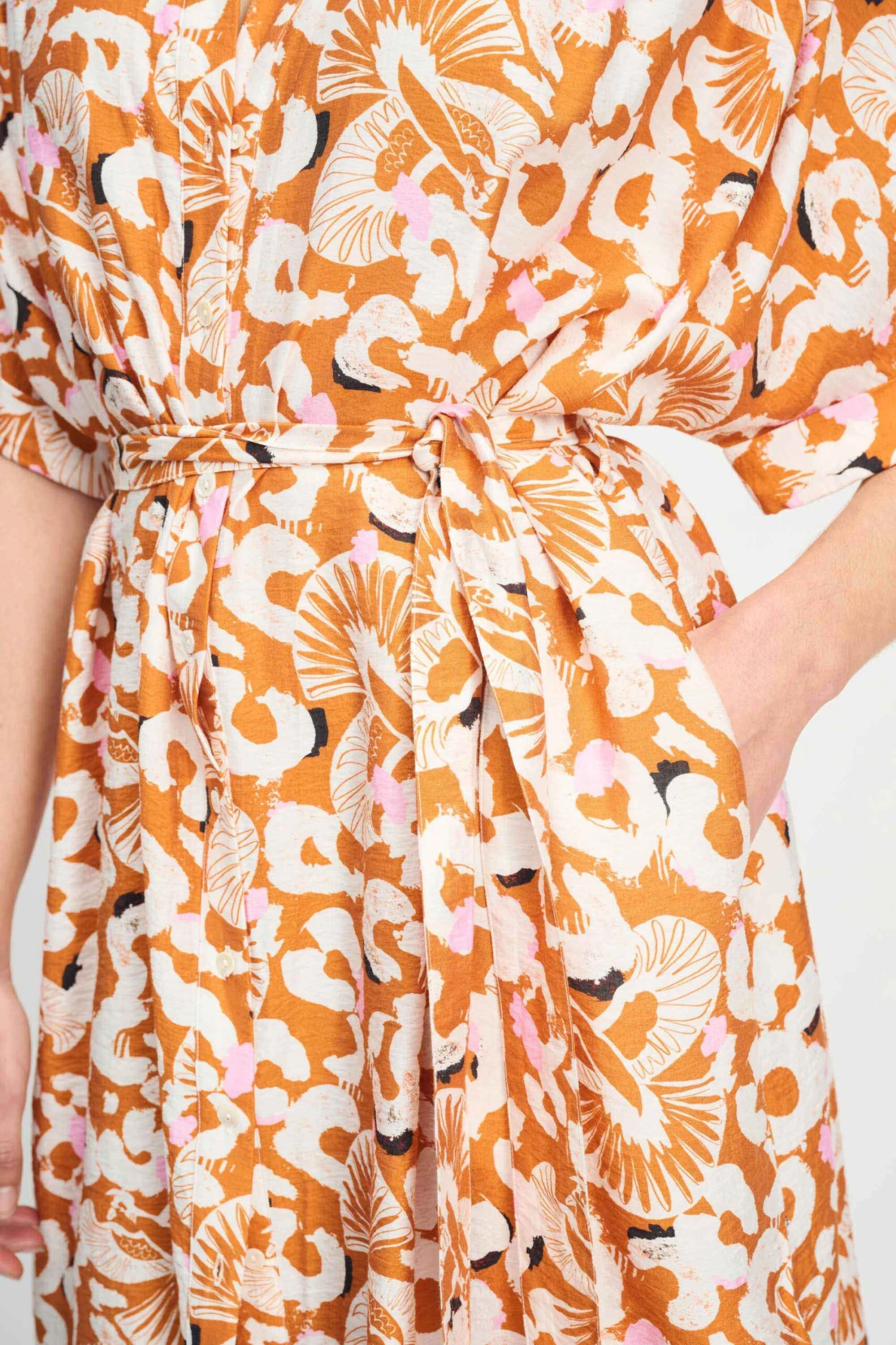 DRESS - Adventure 8 DRESS - Adventure - Image 6