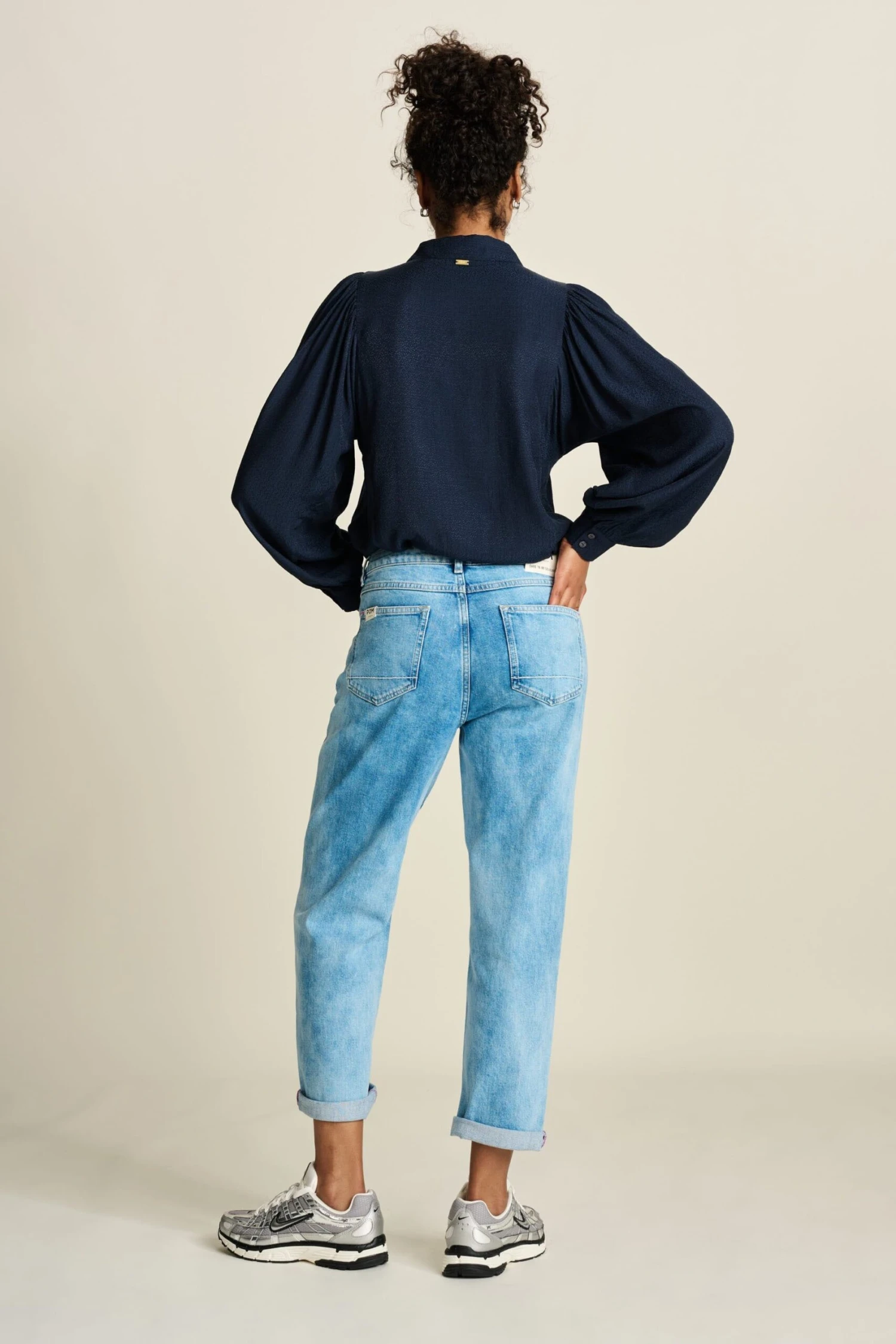 JEANS - Eline Straight Mid Blue 6 JEANS - Eline Straight Mid Blue - Image 4