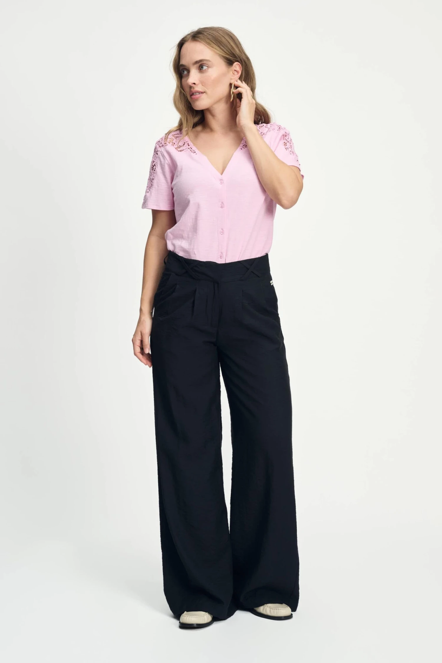 PANTS - Larissa Black 3 PANTS - Larissa Black