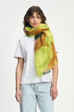 SHAWL - Summer Bliss Lime Linen -Pom Amsterdam pom amsterdam shawls green os shawl summer bliss lime linen 1132159450