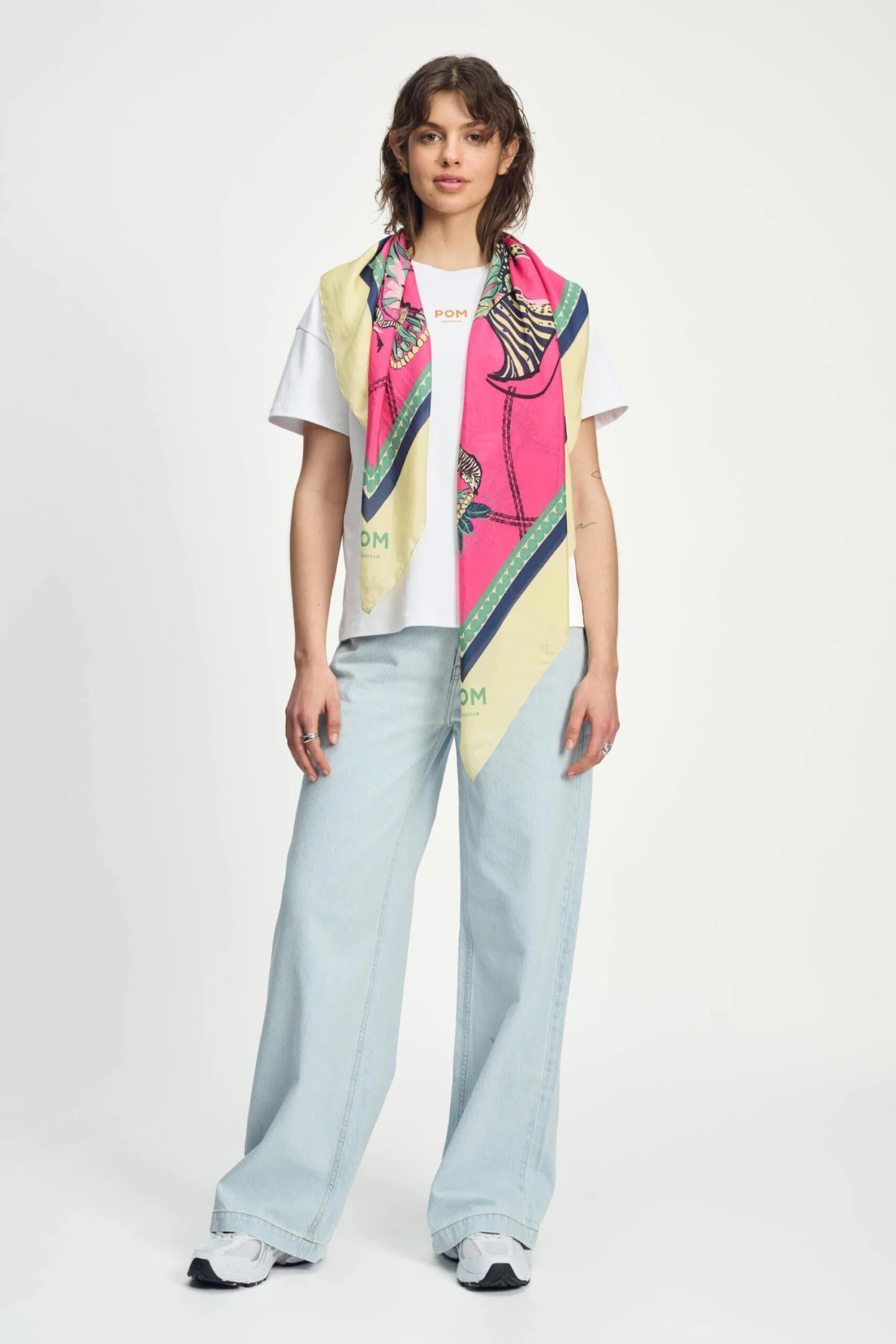 SHAWL - Vases Pink 3 SHAWL - Vases Pink