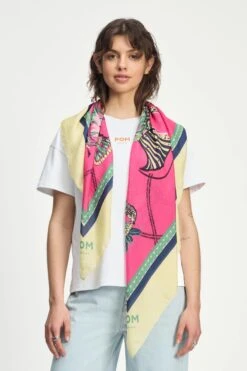 SHAWL - Vases Pink 7 SHAWL - Vases Pink -Pom Amsterdam pom amsterdam shawls pink os shawl vases pink 1132159436