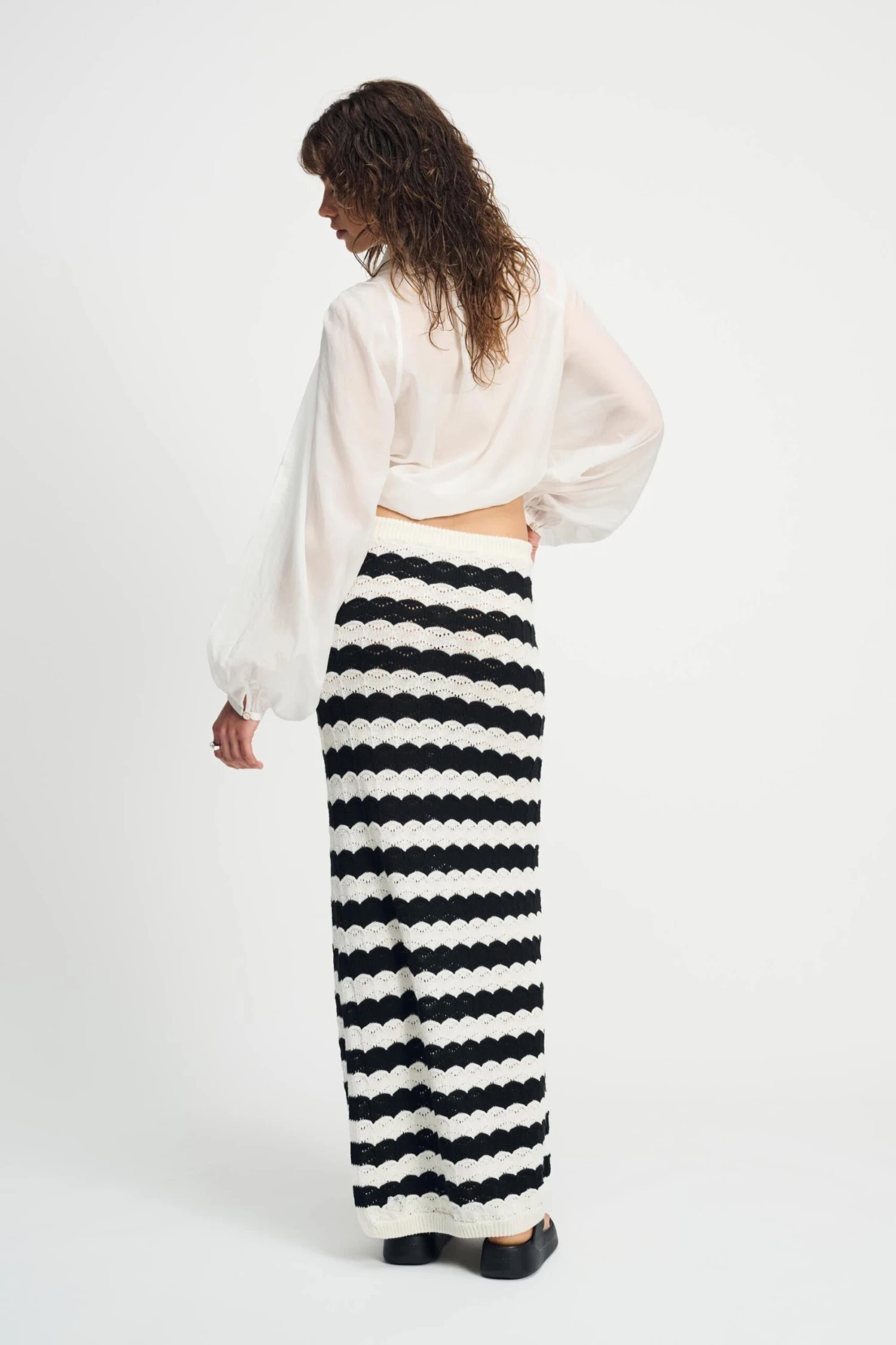 SKIRT - Crochet Black White 8 SKIRT - Crochet Black White - Image 6