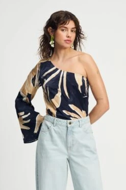 TOP - One Shoulder Artisan Sand