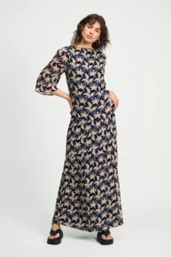 TOP - Artisan Sand 9 TOP - Artisan Sand -Pom Amsterdam pom amsterdam tops top artisan sand 1156103605