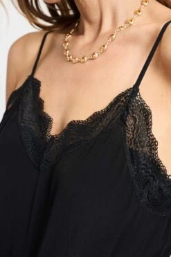 TOP - Cami Black 13 TOP - Cami Black -Pom Amsterdam pom amsterdam tops top cami black 1183239004