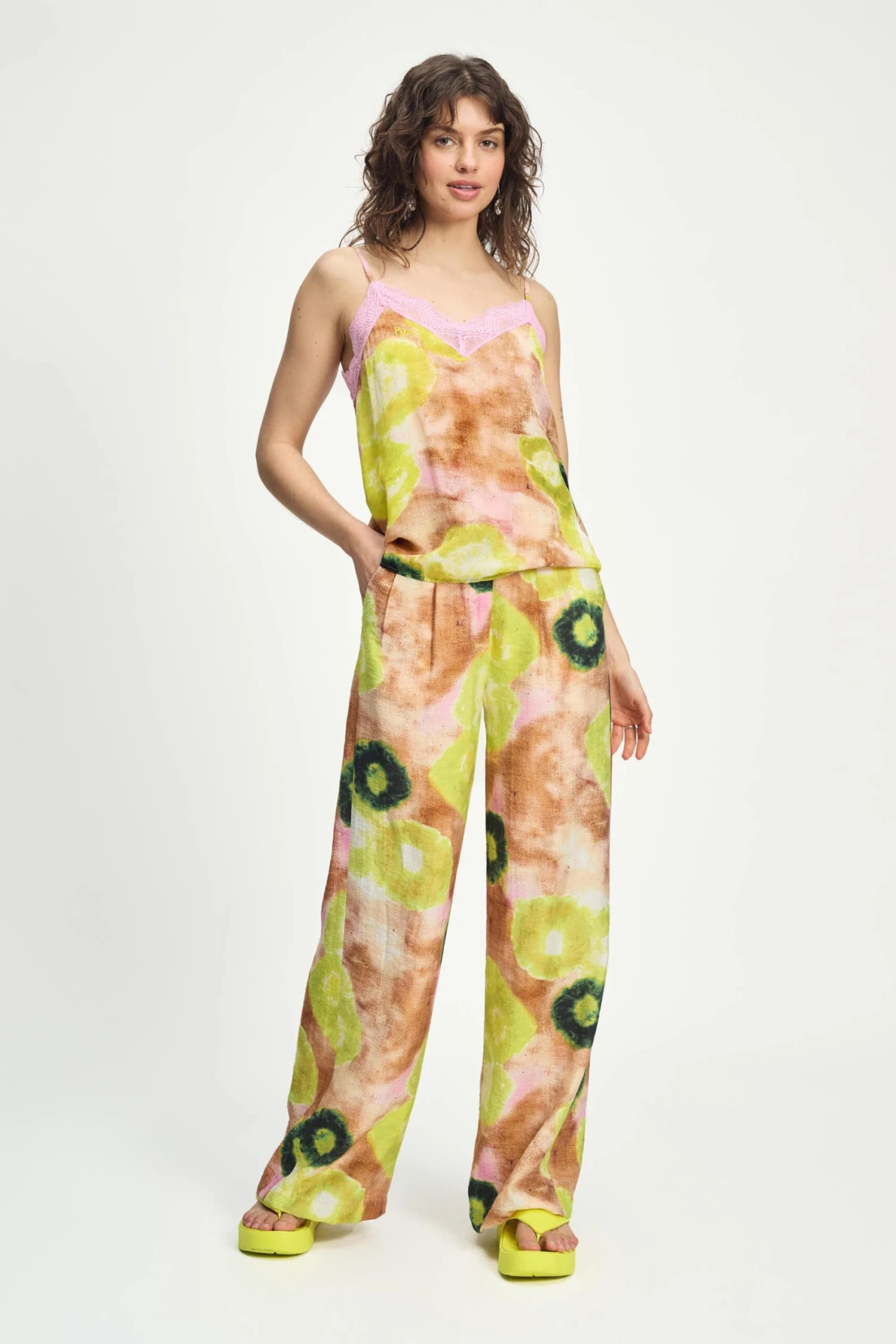 TOP - Cami Summer Bliss Lime 7 TOP - Cami Summer Bliss Lime - Image 5