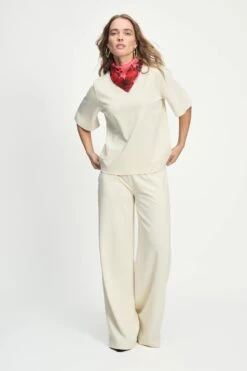 TOP - Cream 13 TOP - Cream -Pom Amsterdam pom amsterdam tops top cream 1130637085