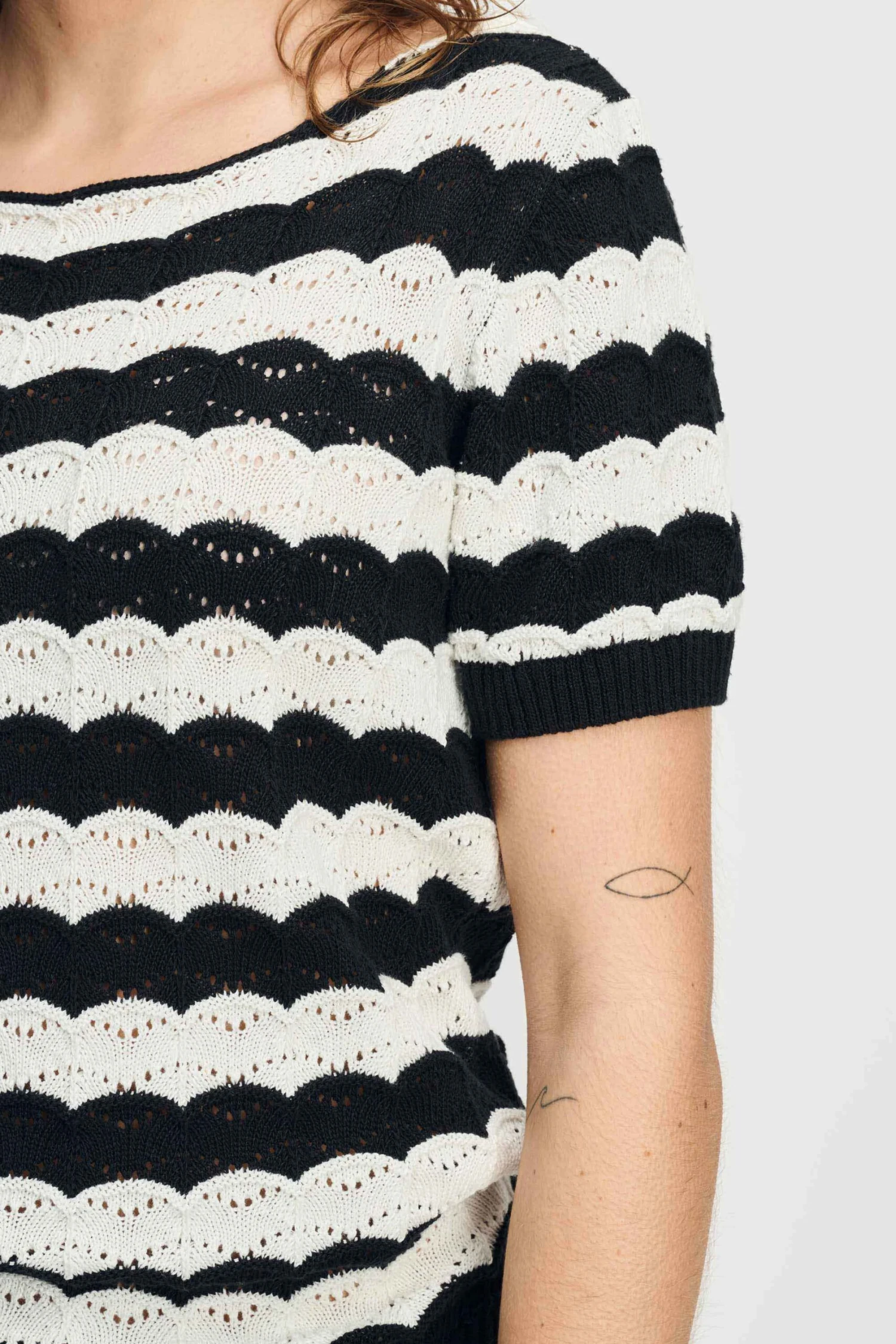 TOP - Crochet Black White 8 TOP - Crochet Black White - Image 6