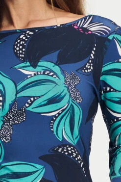 TOP - Loa Delicacy Green 13 TOP - Loa Delicacy Green -Pom Amsterdam pom amsterdam tops top loa delicacy green 1140753673