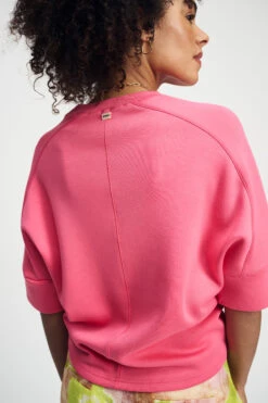 TOP - Nina Raspberry 11 TOP - Nina Raspberry -Pom Amsterdam pom amsterdam tops top nina raspberry 1130637031