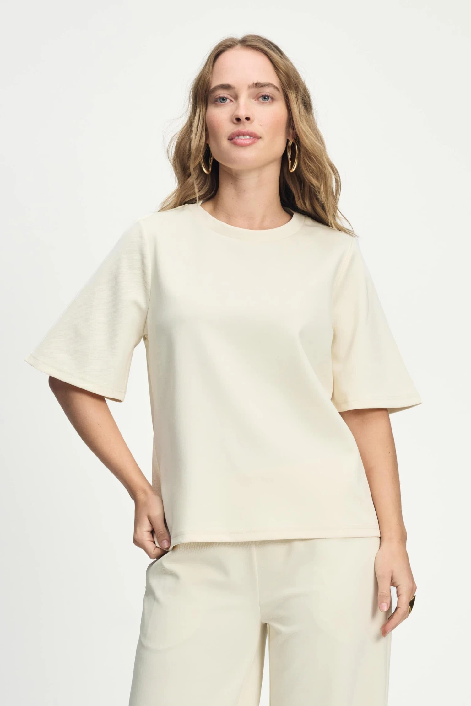 TOP - Cream 3 TOP - Cream