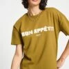 TSHIRT - Bon Appétit 1 TSHIRT - Bon Appétit -Pom Amsterdam pom amsterdam tshirts brown 34 tshirt bon appetit 1180596416