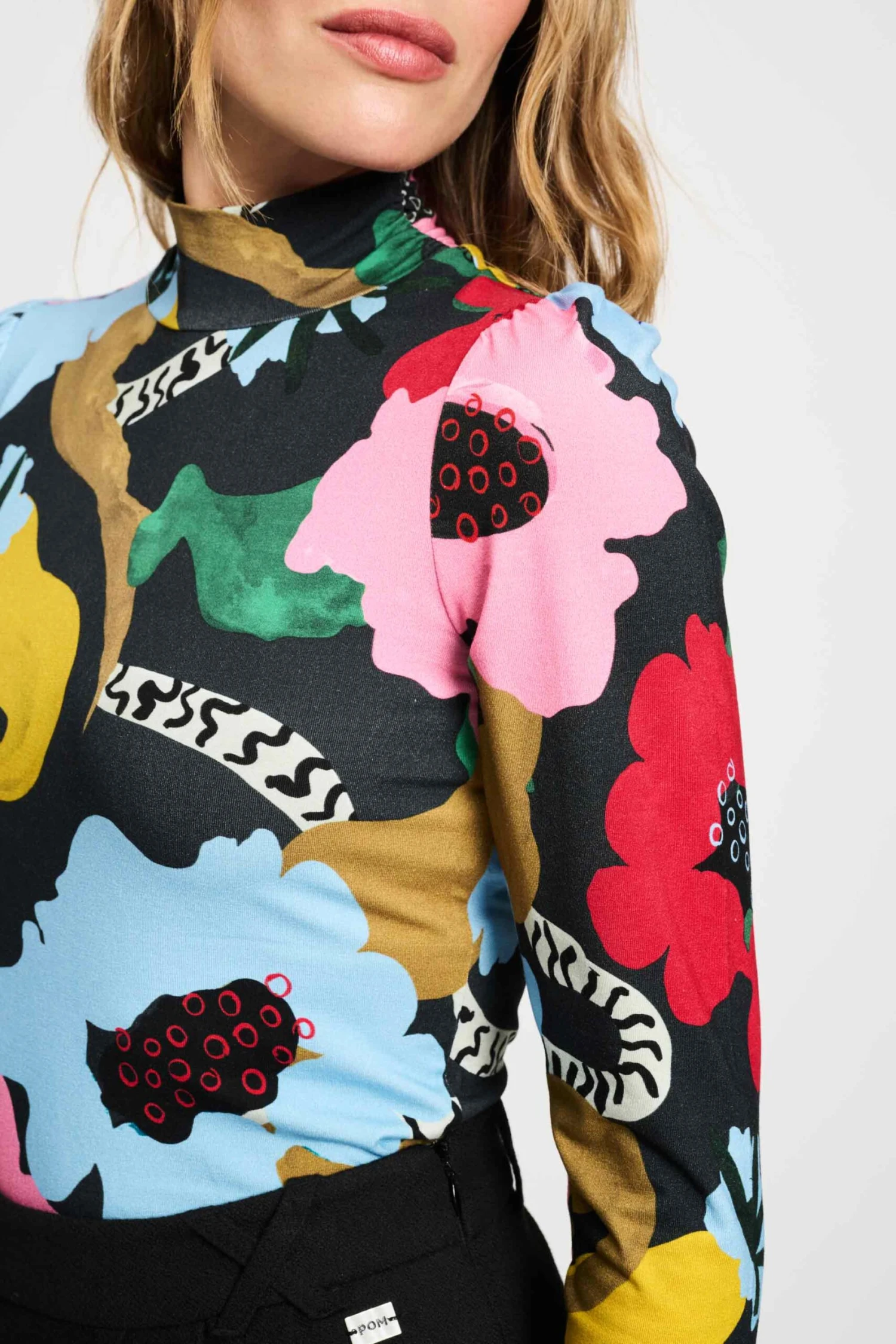 TURTLENECK - Autumn Garden 8 TURTLENECK - Autumn Garden - Image 6